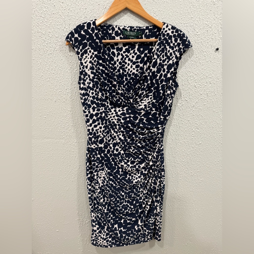 Lauren Ralph Lauren Women 6Navy and White Ruched Sheath Dress Business Casual